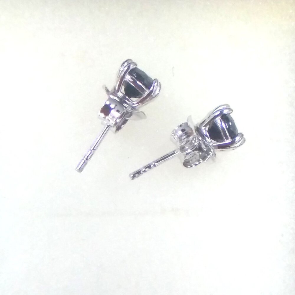 Black Spinel Silver Stud Pierced Earrings - Picture 2 of 5